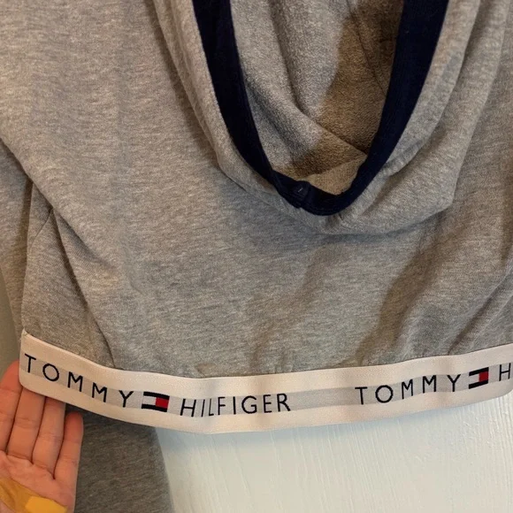Tommy Hilfiger Gray Cropped Varsity Hoodie W Elastic Waistband Womans Size Small - Picture 6 of 6